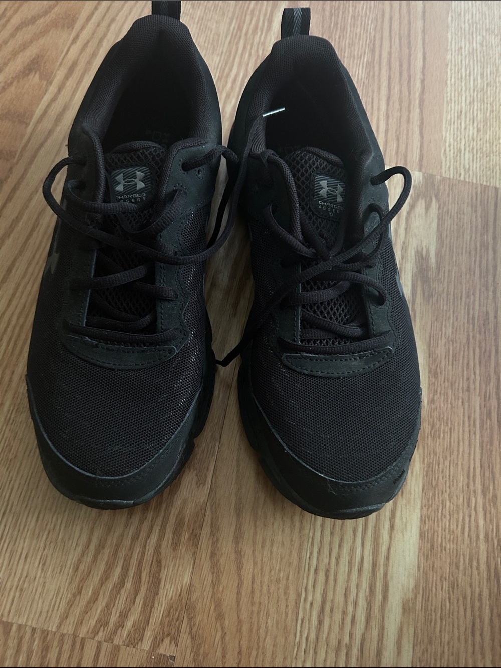 Under Armour Men's Black Athletic Sneakers